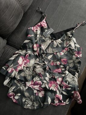 BNWT Express Black Floral Ruffle top with Pink & Gray Blooms